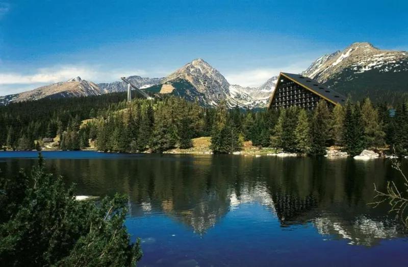 416 In Crocus, * Strbske Pleso